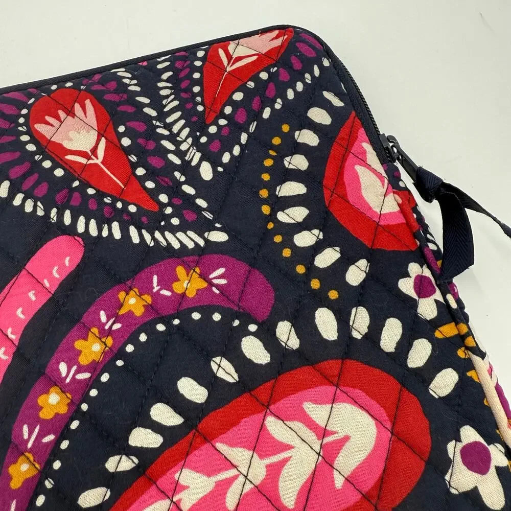 VERA BRADLEY Laptop Sleeve 10